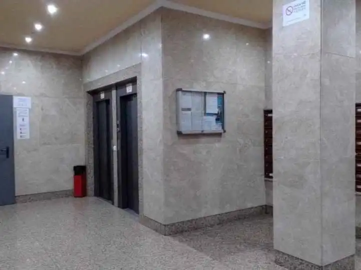 Flat for sale in  Madrid Capital  with Air Conditioner, Swimming Pool and Balcony