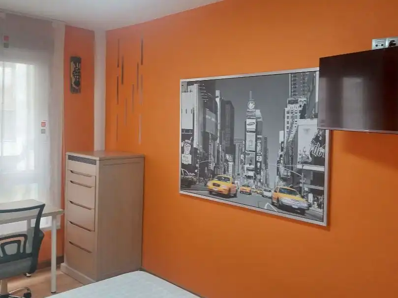 Piso de alquiler en Gijón  con Calefacción, Parquet y Amueblado