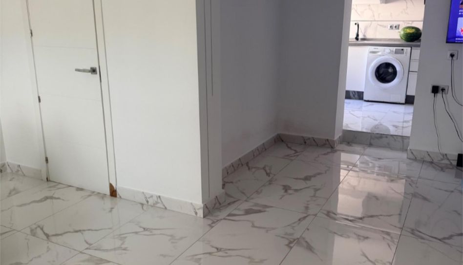 Flat for sale in Calle Espíritu Santo, 8, Pescadores - Saladillo, Algeciras - image 1 Photo 1 of Flat for sale in Calle Espíritu Santo, 8, Pescadores - Saladillo, Algeciras
