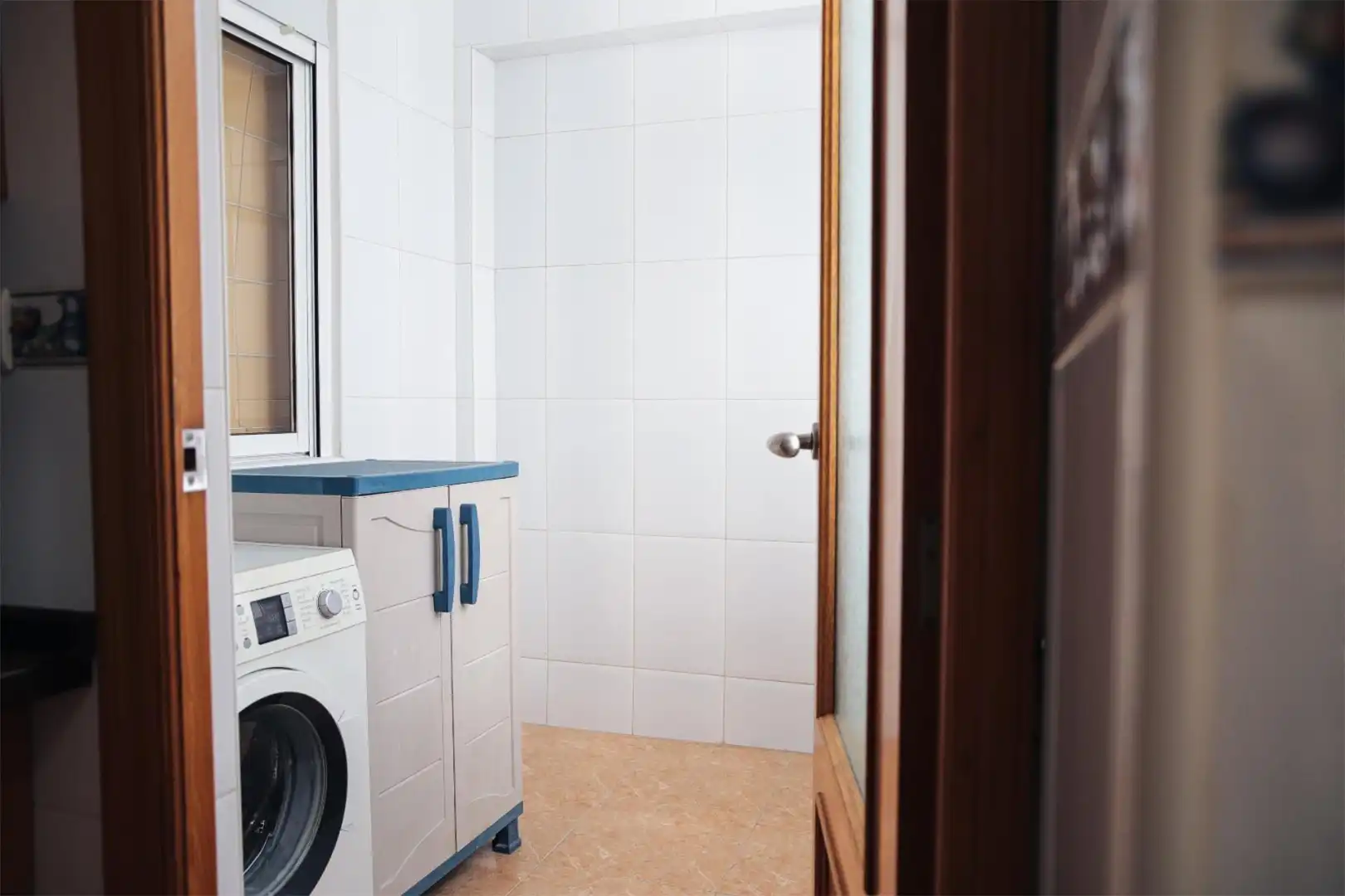 Flat for rent in Carrer Mariano Benlliure, 7, Reina Victoria - Miguel Hernández Bathroom of Flat for rent in Elche / Elx with Air Conditioner, Furnished and Oven