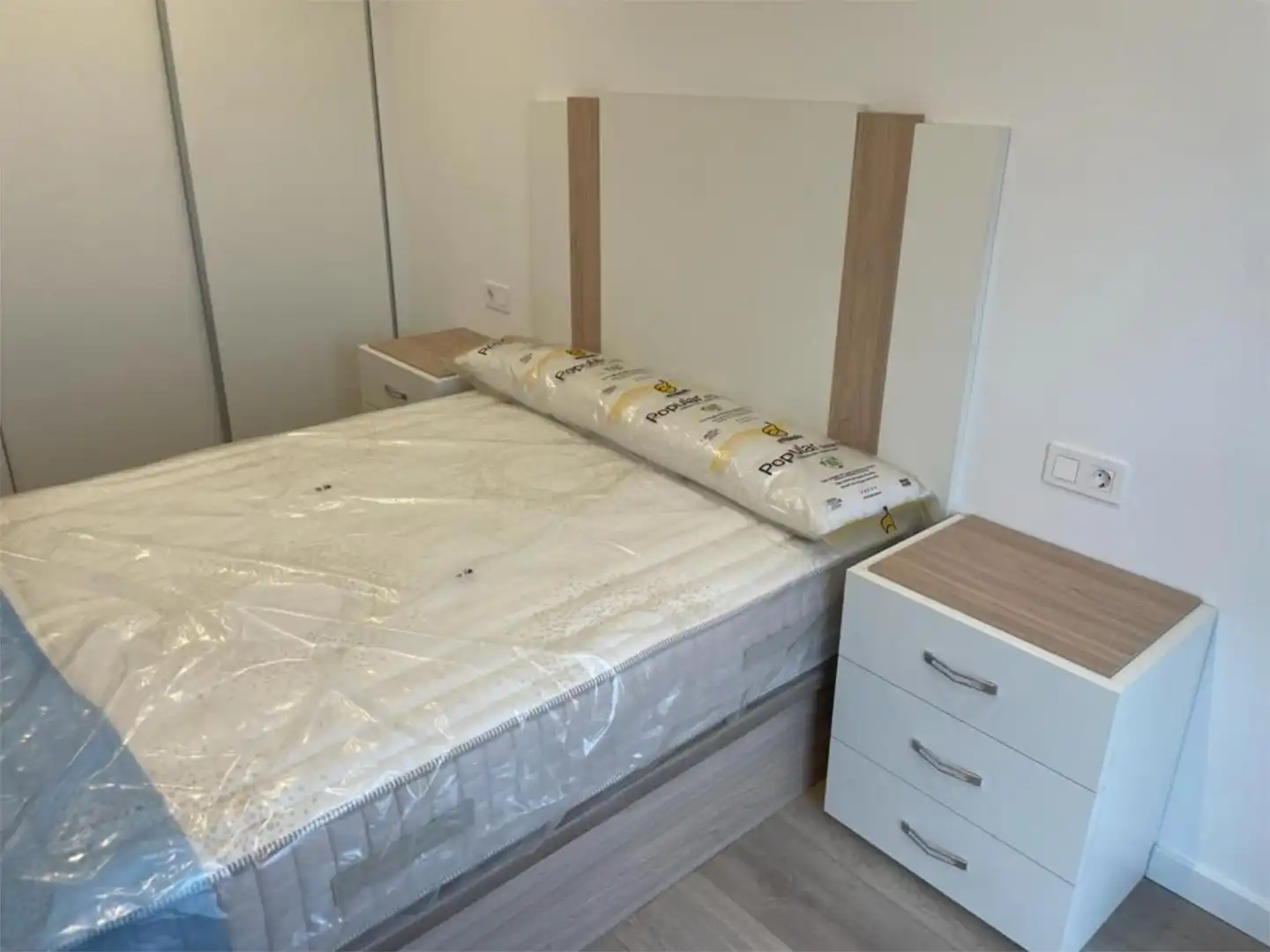 Piso de alquiler en Rua Da Gandara, Sarria Habitación de Piso de alquiler en Sarria con Calefacción, Terraza y Trastero