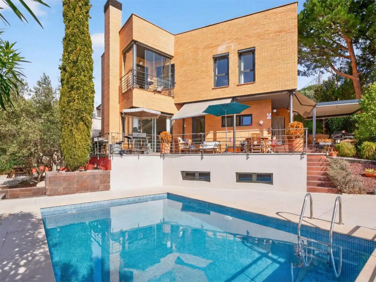 Piscina de Casa o xalet en venda en Torrelodones amb Calefacció, Jardí privat i Terrassa