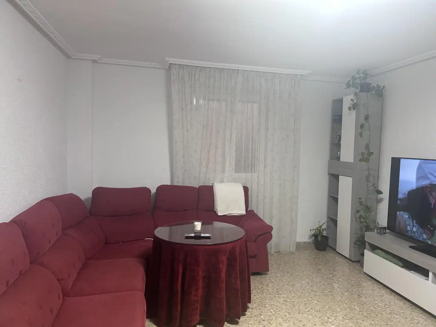 Wohnzimmer von Wohnung zur untervermieten in  Jaén Capital mit Klimaanlage, Abstellraum und Möbliert