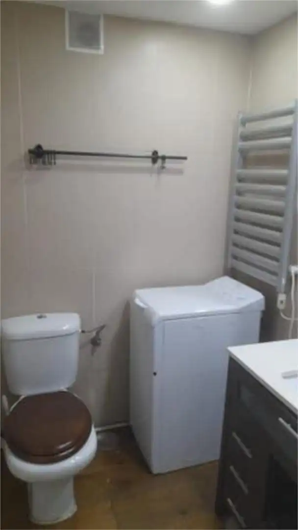 Local de alquiler en Ensanche de Vallecas - La Gavia Baño de Local de alquiler en Madrid con Aire acondicionado