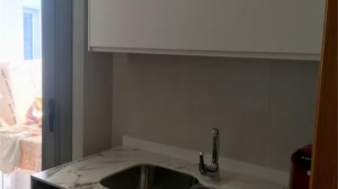 Foto 3 de Piso de alquiler en Avenida Antelo Mariño, 48, San Salvador - Caeira, Poio