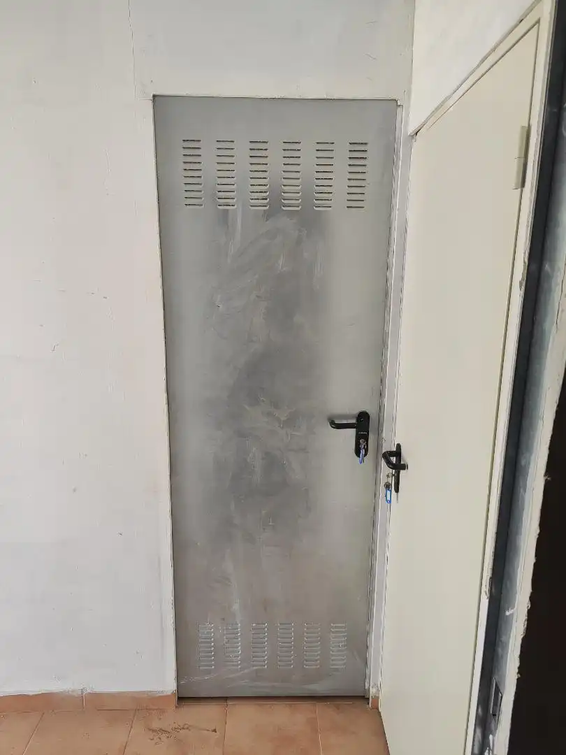 Storage room for rent in La Puebla de Alfindén