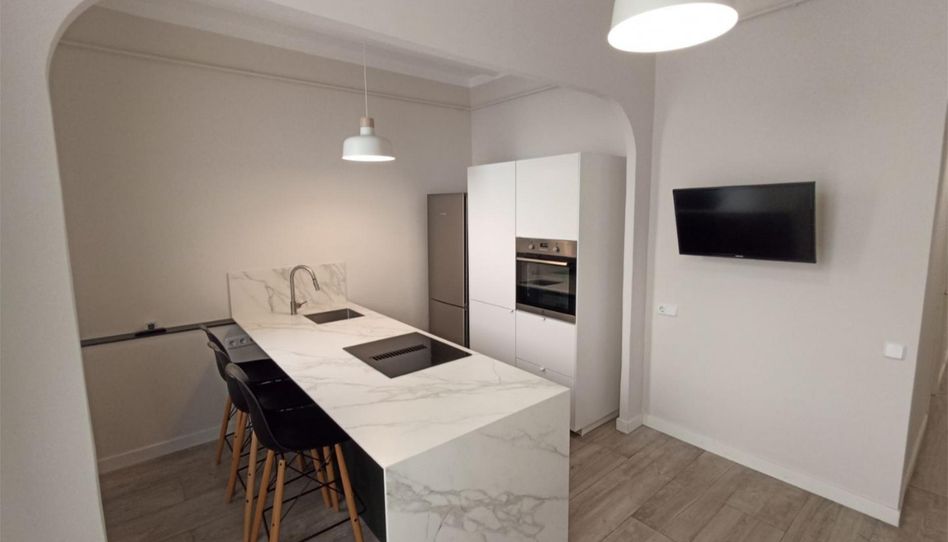 Flat for sale in Navas, Barcelona Capital - image 1 Photo 1 of Flat for sale in Navas, Barcelona Capital