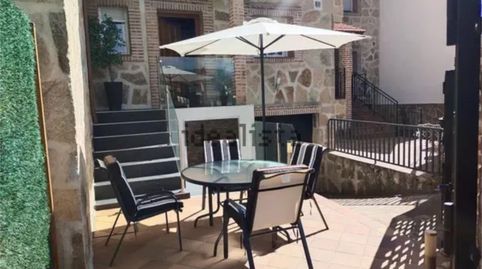 Casa o chalet en venta en Calle Puente Nuevo, 1, Navaluenga, Ávila - imagen 2 Foto 2 de Casa o chalet en venta en Calle Puente Nuevo, 1, Navaluenga, Ávila