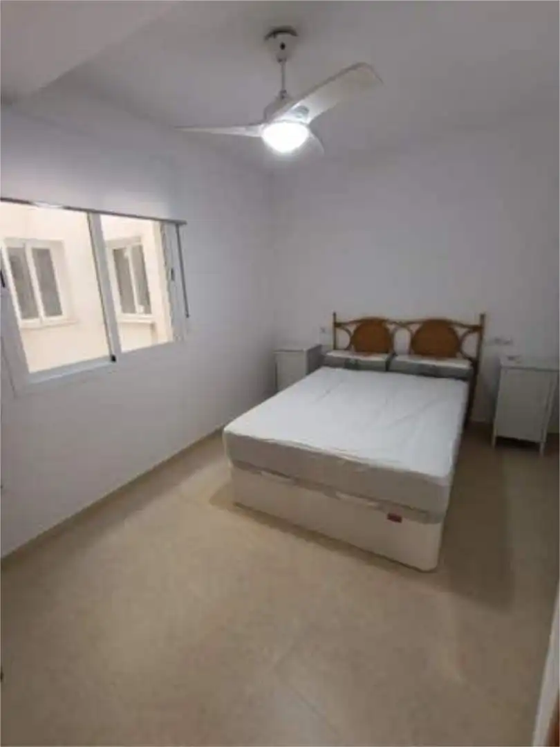 Piso de alquiler en Albox Habitación de Piso de alquiler en Albox con Terraza y Amueblado