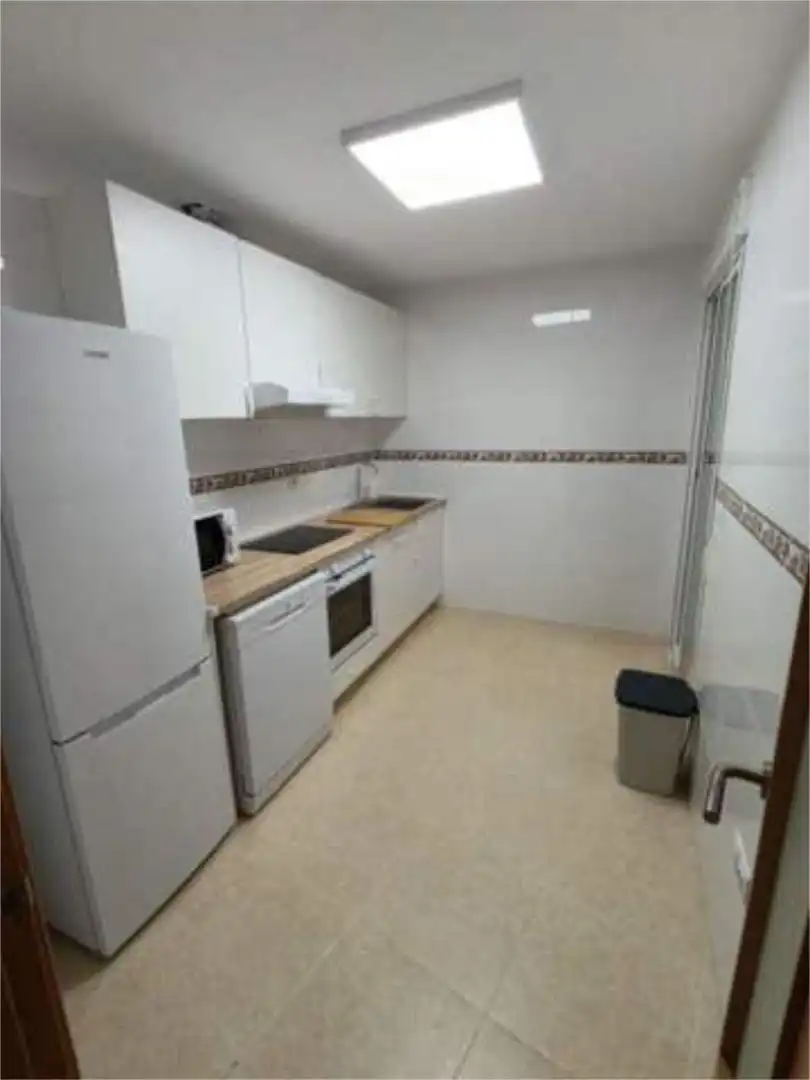 Piso de alquiler en Albox Cocina de Piso de alquiler en Albox con Terraza y Amueblado