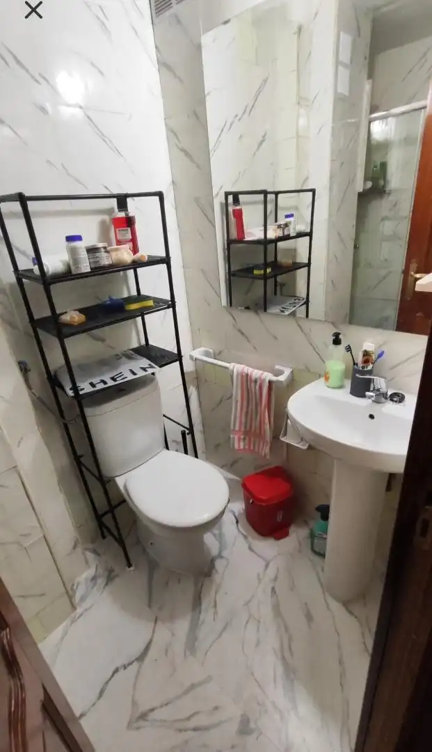 Room in Calle de López de Hoyos, 132, Prosperidad