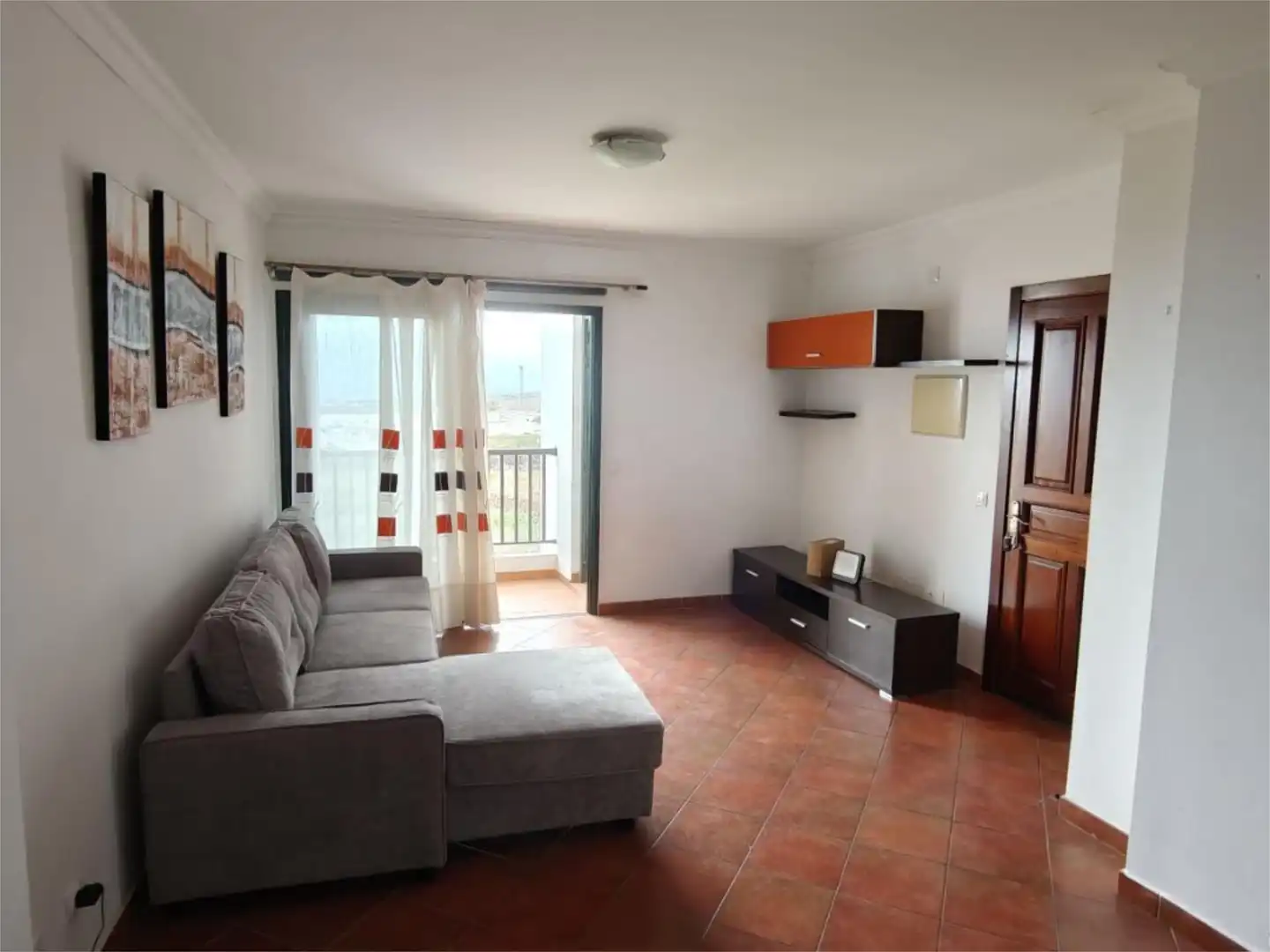 Sala d'estar de Pis en venda en San Bartolomé amb Terrassa, Moblat i Aparcament comunitari