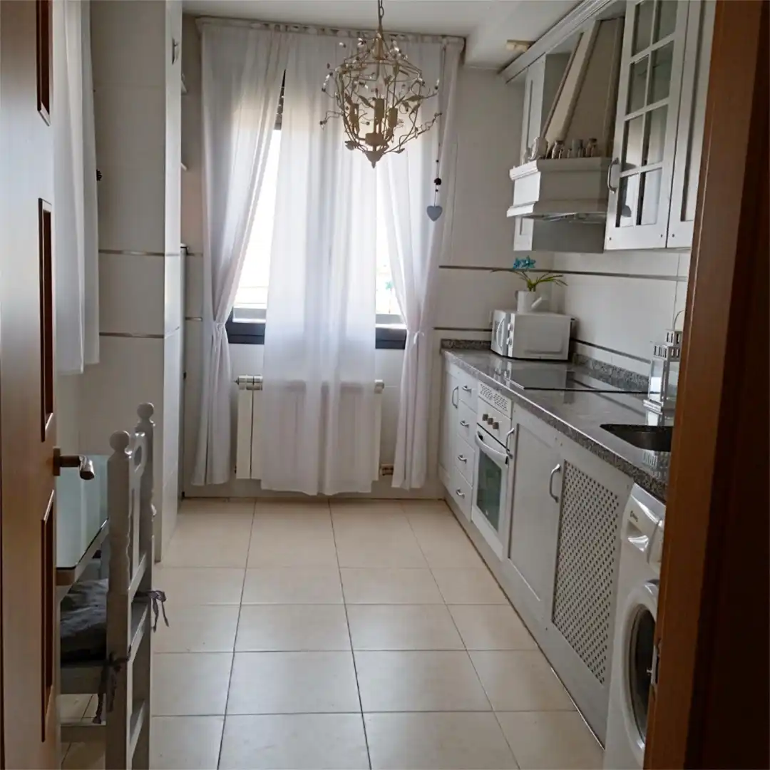 Àtic en venda a Lugar Sector 34 Arcas Reales, Delicias Cuina de Àtic en venda en Valladolid amb Moblat i Balcó