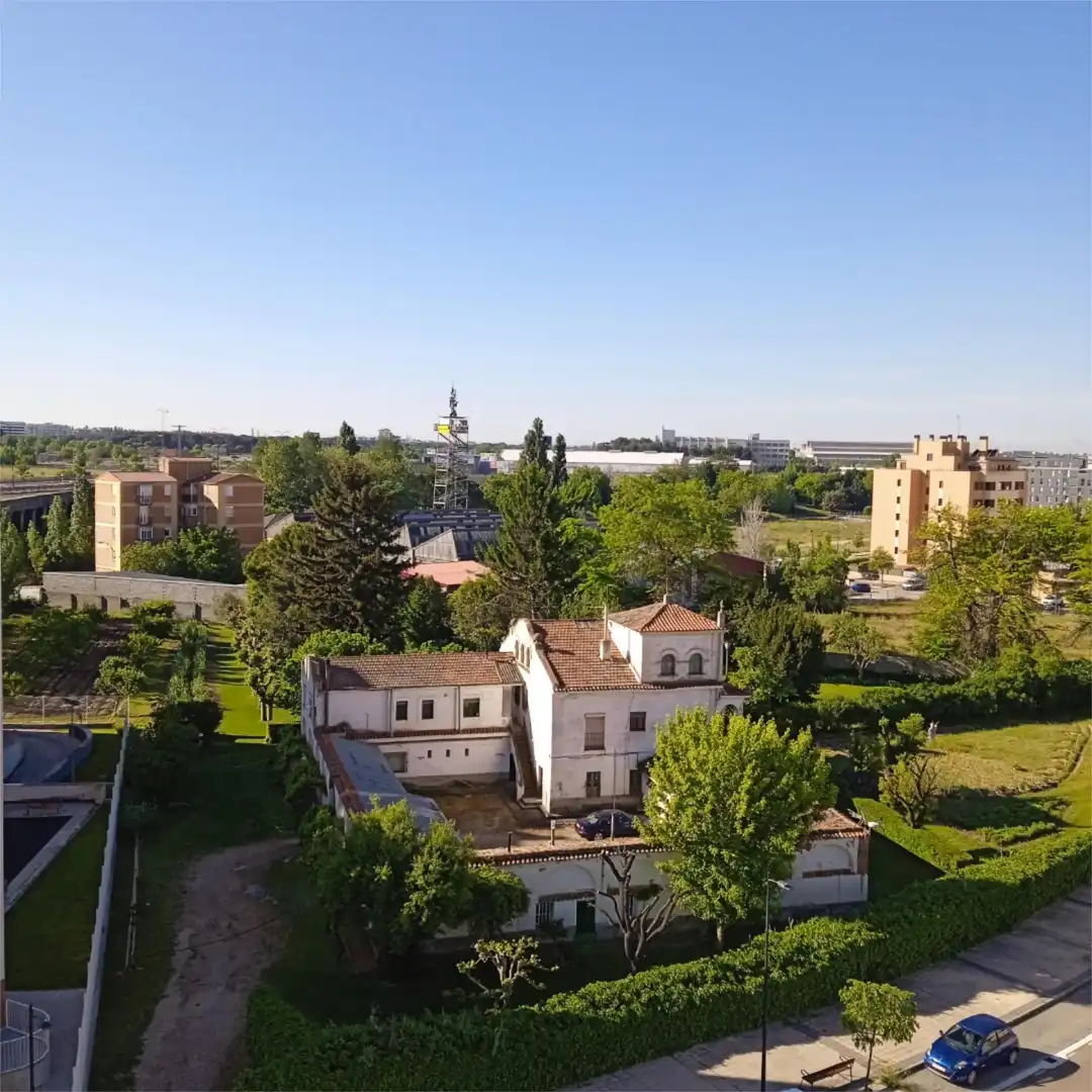 Àtic en venda a Lugar Sector 34 Arcas Reales, Delicias Vista exterior de Àtic en venda en Valladolid amb Moblat i Balcó