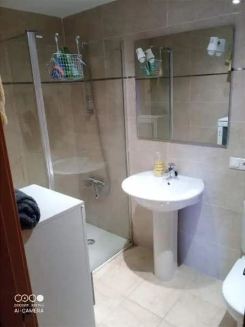 Flat for sale in San Mamés - La Palomera Bathroom of Flat for sale in León Capital with Heating, Private garden and Terrace