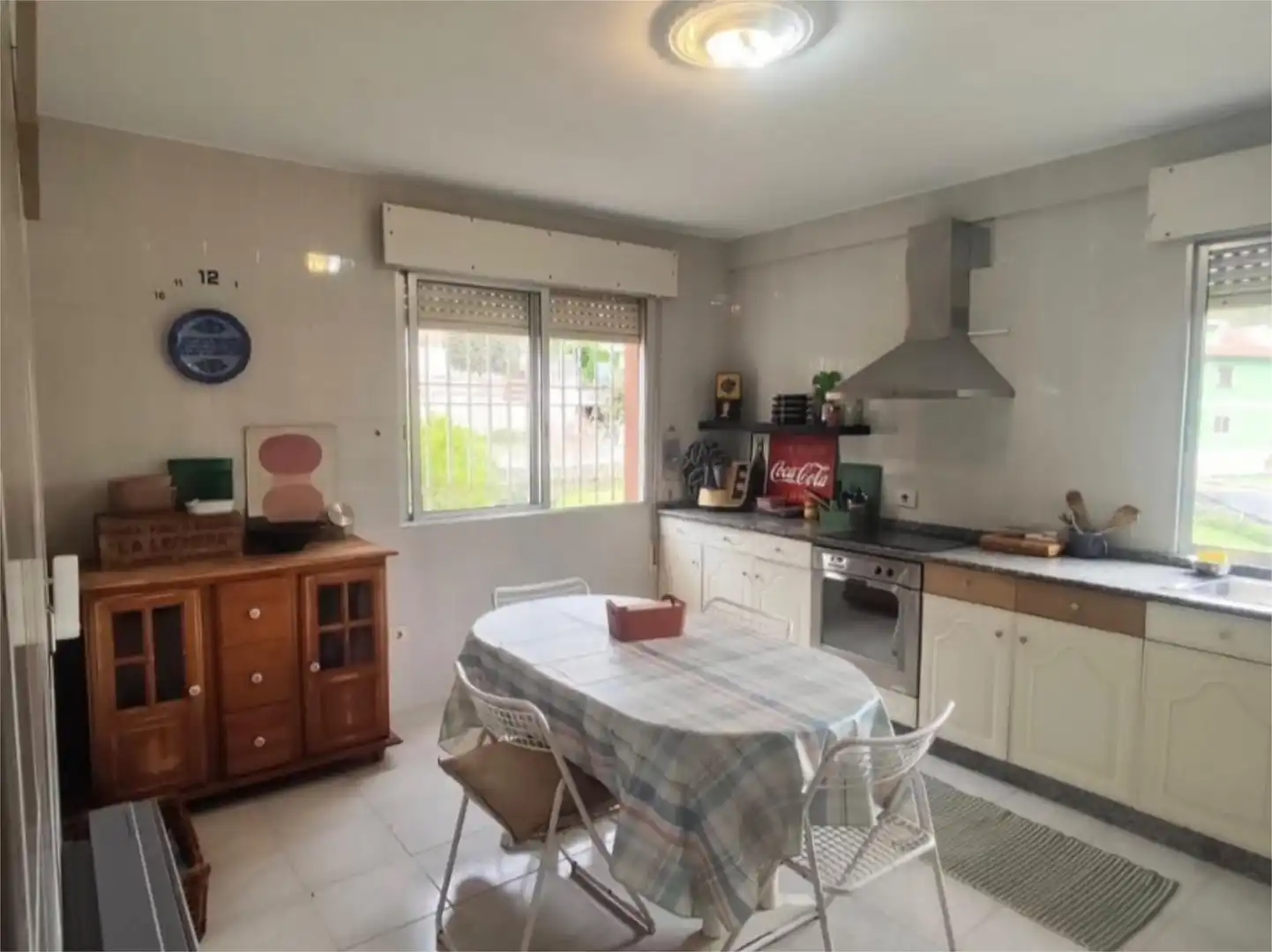 Habitació a Porta do Sol, 28, O Burgo - Campus Universitario Cuina de Casa o xalet per a compartir en Pontevedra Capital amb Calefacció, Jardí privat i Terrassa