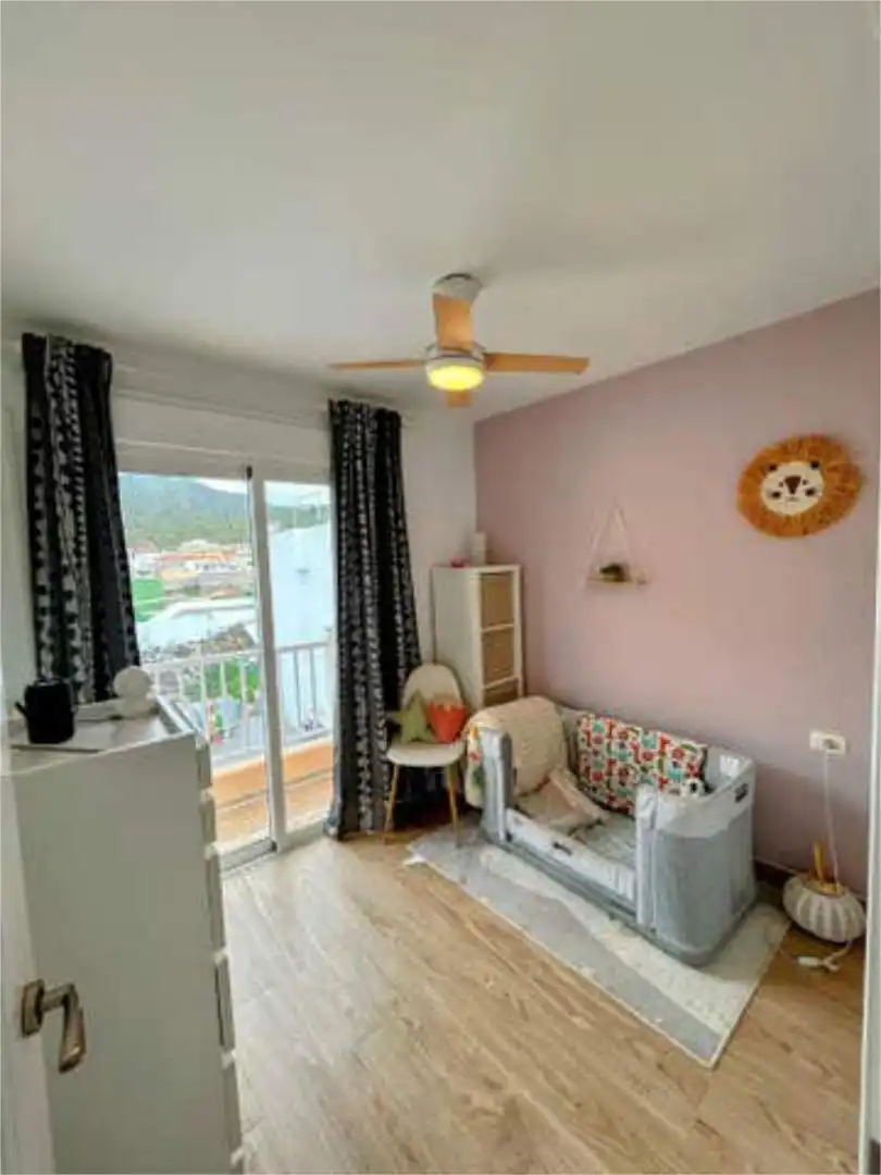 Piso en venta en Tamaimo - Arguayo Habitación de Piso en venta en Santiago del Teide con Terraza, Trastero y Amueblado