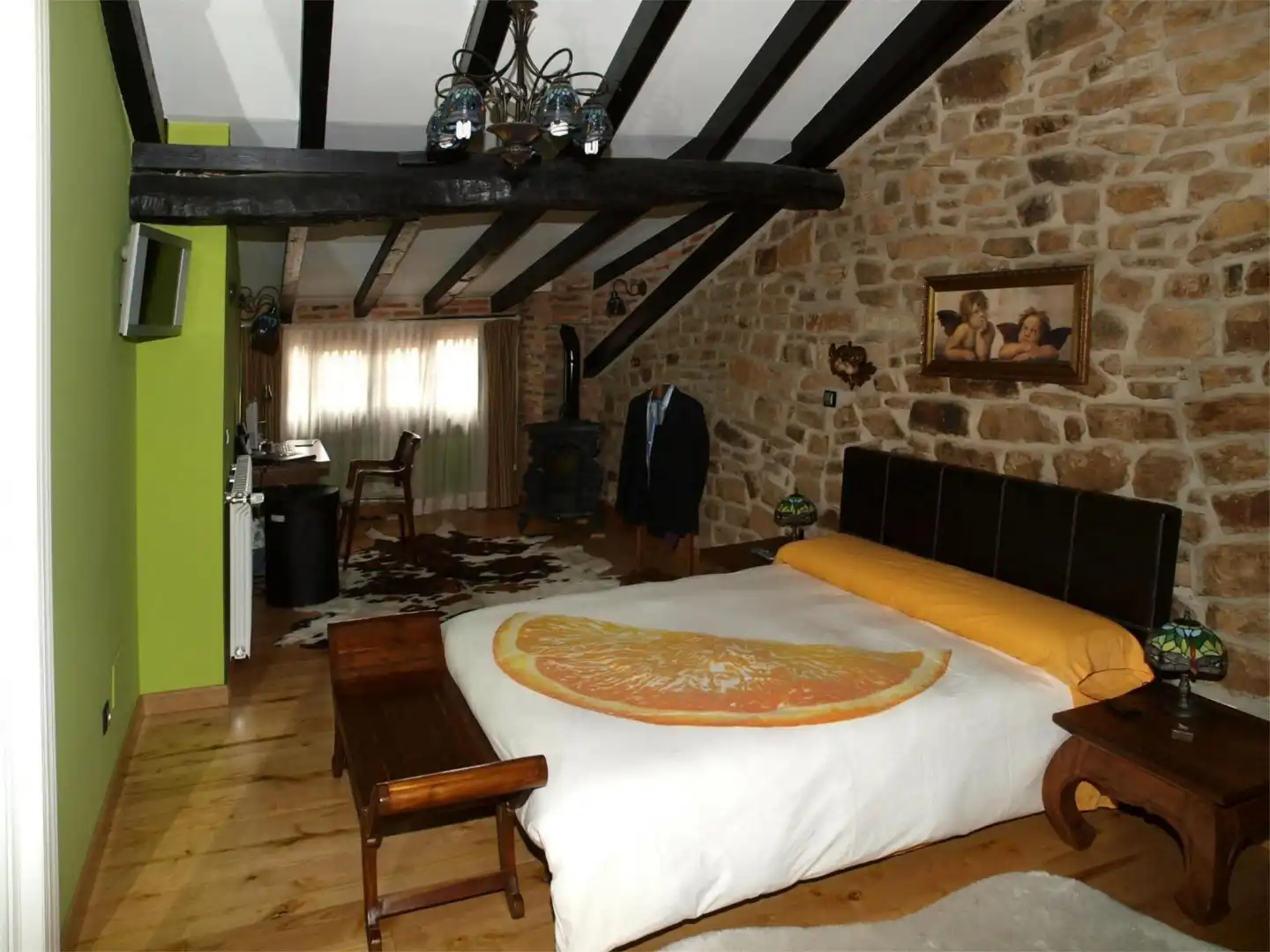 Habitación de Casa adosada en venta en Arenas de Iguña con Calefacción, Jardín privado y Parquet