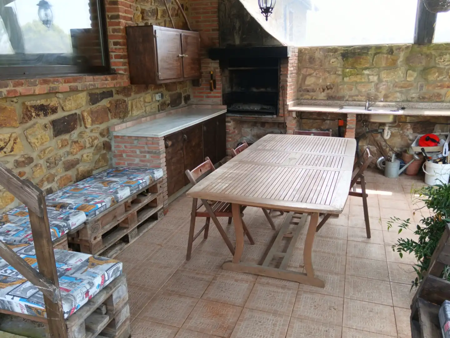 Casa adosada en venda a Calle la Torre, 119, Arenas de Iguña Terrassa de Casa adosada en venda en Arenas de Iguña amb Piscina
