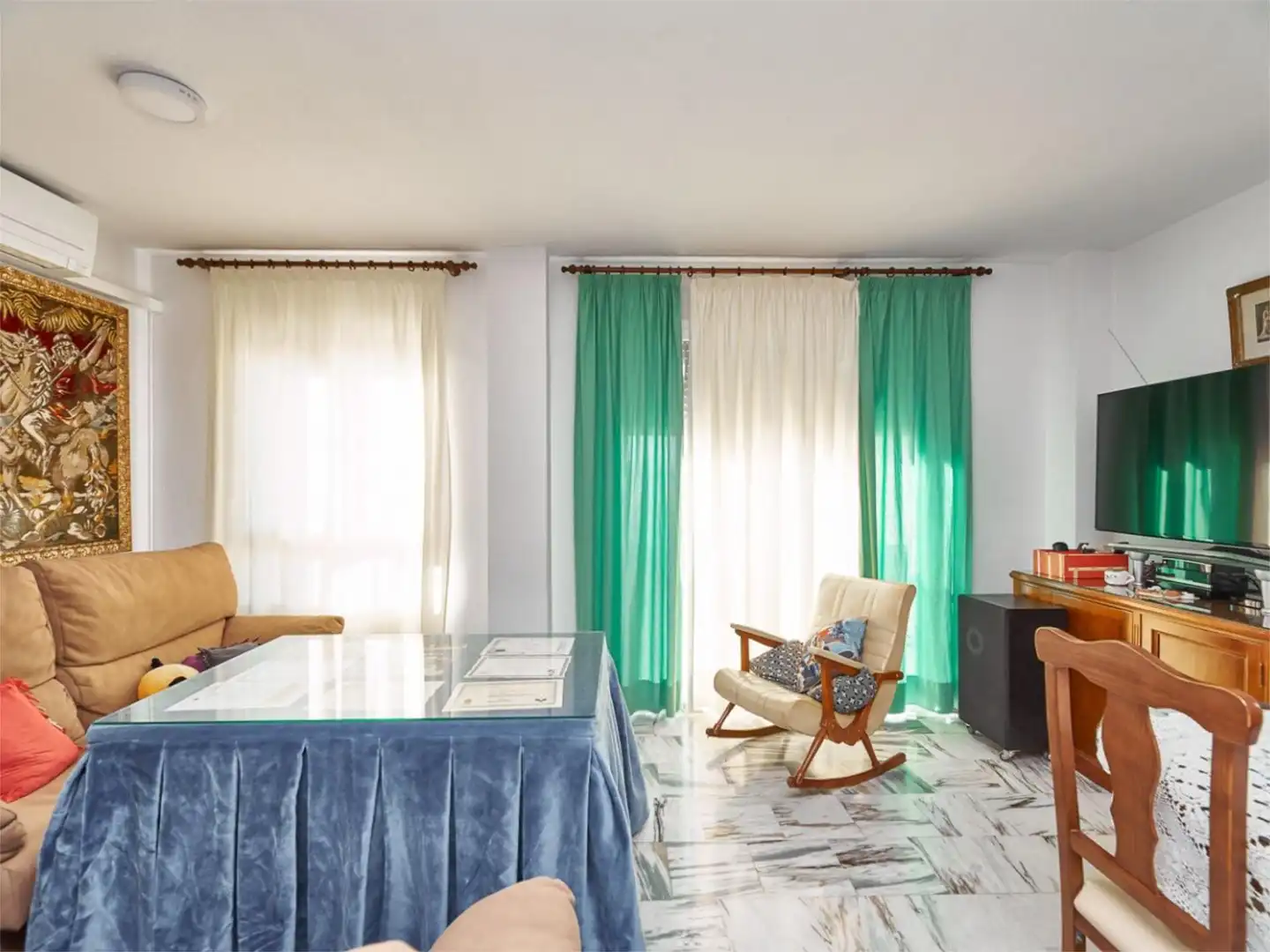 Casa o xalet en venda a Paseo del Prado, 1, Fuente Vaqueros Dormitori de Casa o xalet en venda en Fuente Vaqueros amb Aire condicionat, Terrassa i Traster