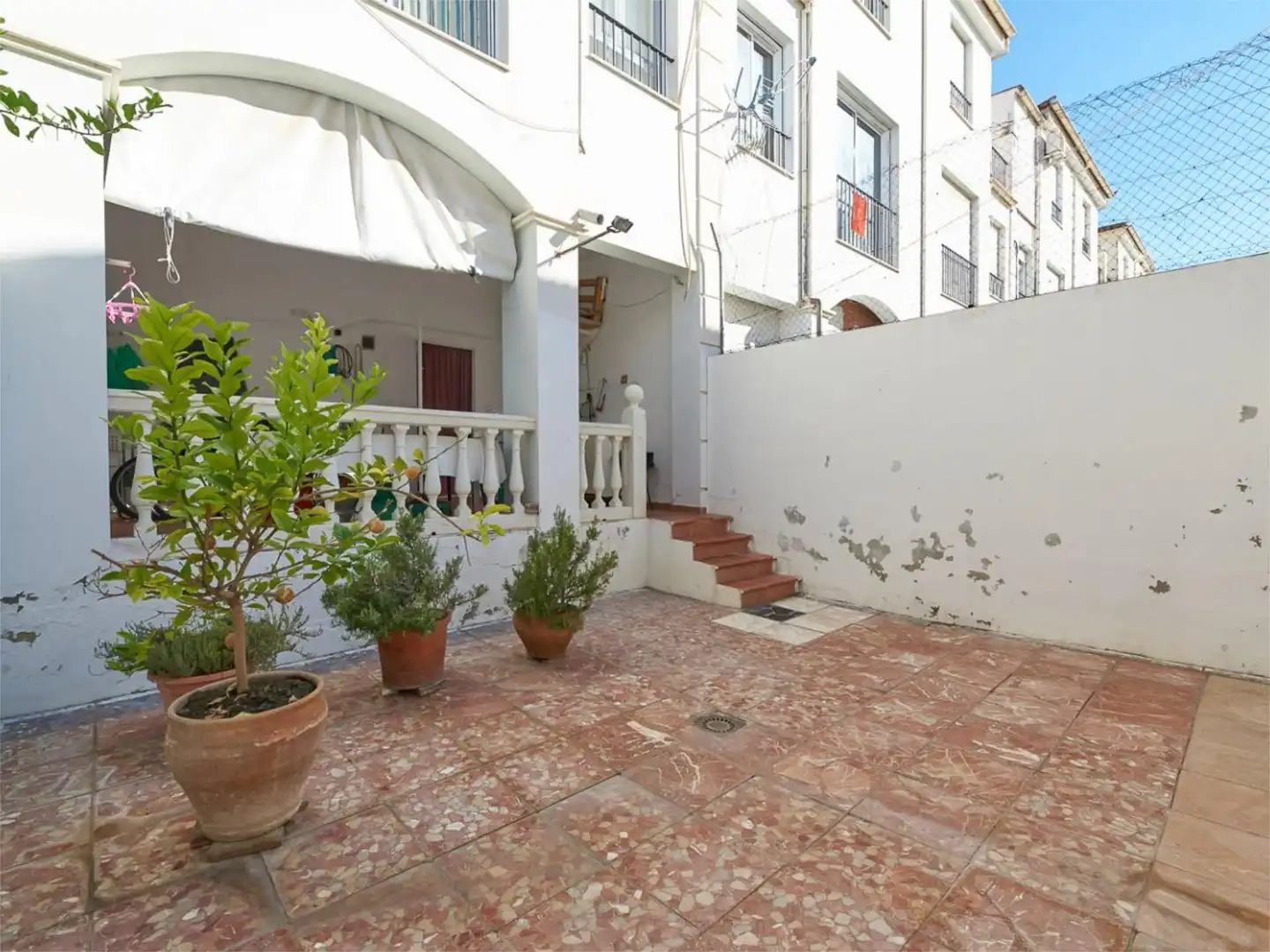 Casa o xalet en venda a Paseo del Prado, 1, Fuente Vaqueros Terrassa de Casa o xalet en venda en Fuente Vaqueros amb Aire condicionat, Terrassa i Traster
