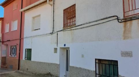 Foto 2 de Casa adosada en venda a Calle Calvario, 12, Martín del Río, Teruel