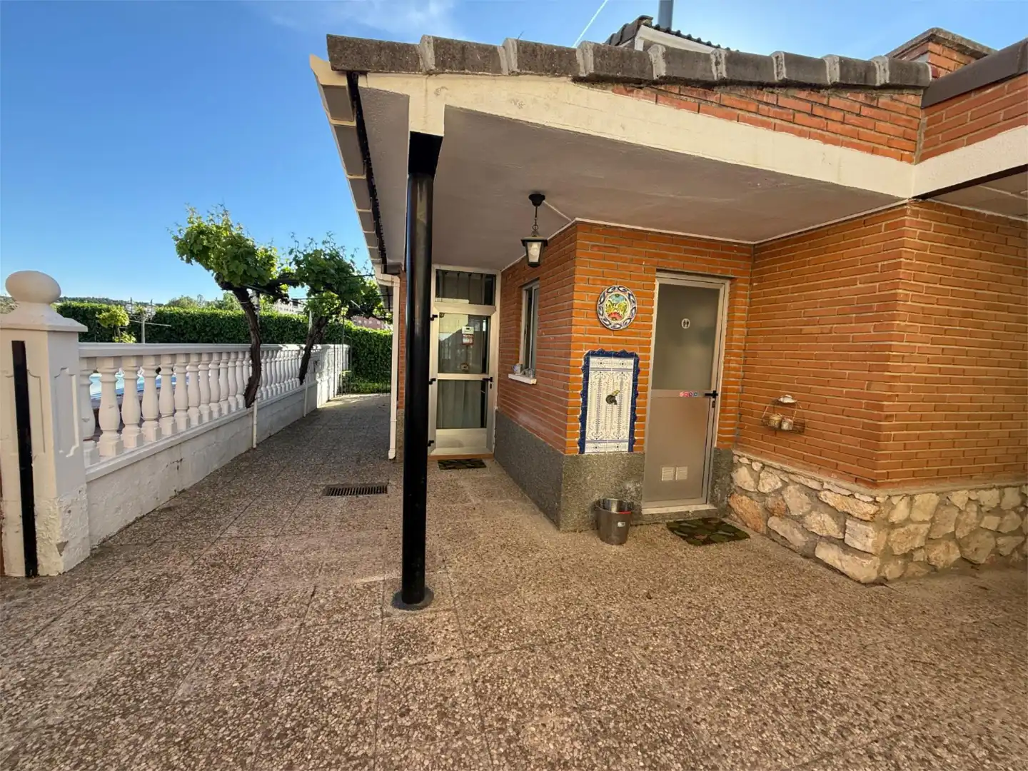 Casa o xalet en venda a Urbanización el Romeral, 1, El Mirador - Grillero Vista exterior de Casa o xalet en venda en Arganda del Rey amb Aire condicionat, Terrassa i Piscina