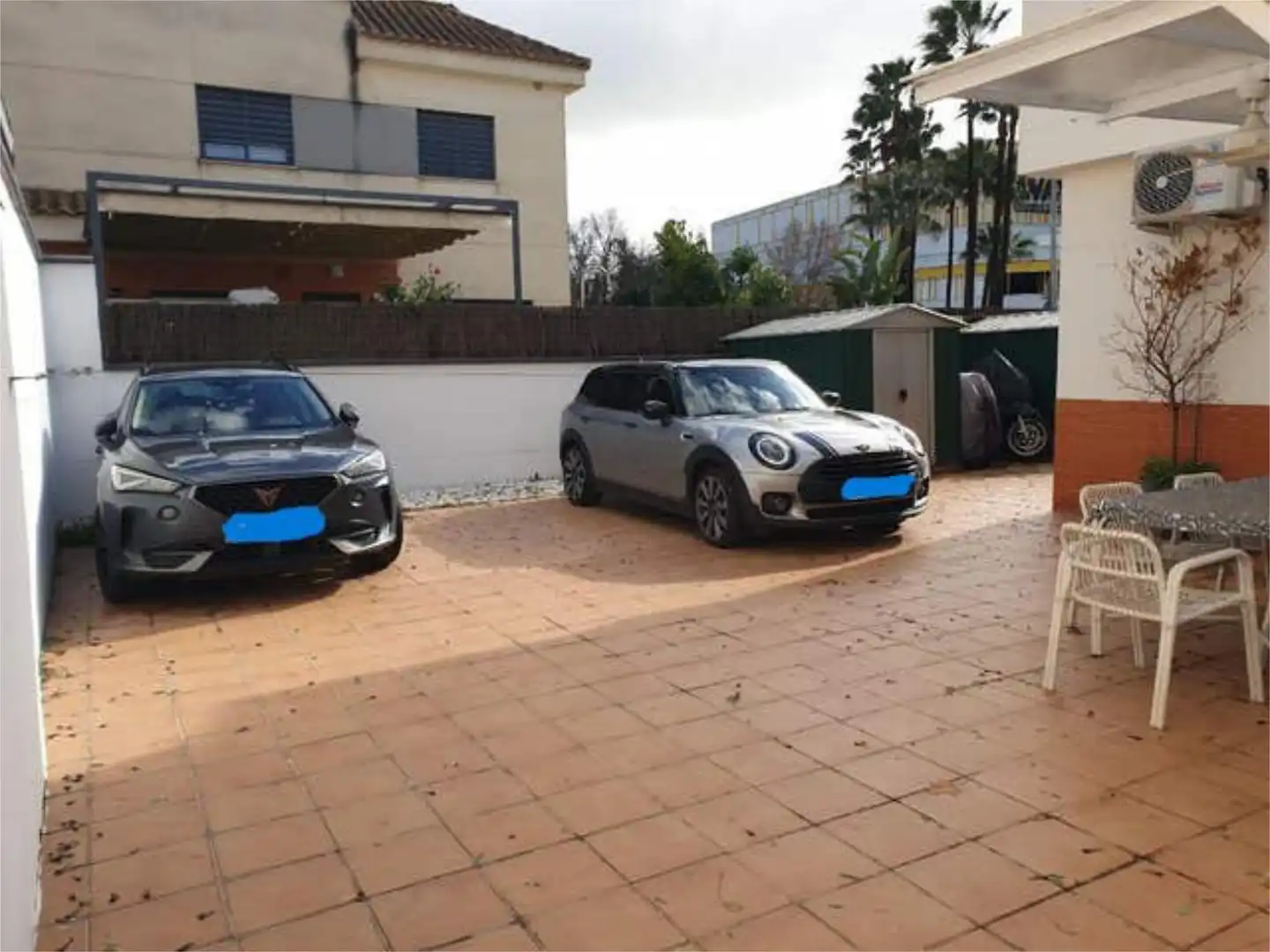 Casa adosada en venda a Arenal - La Pólvora Aparcament de Casa adosada en venda en Dos Hermanas amb Calefacció, Jardí privat i Terrassa