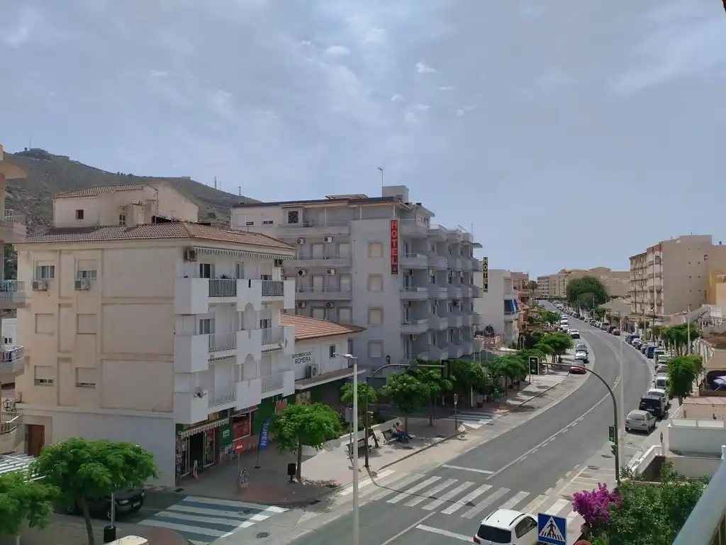 Vista exterior de Pis en venda en Torrenueva Costa amb Terrassa