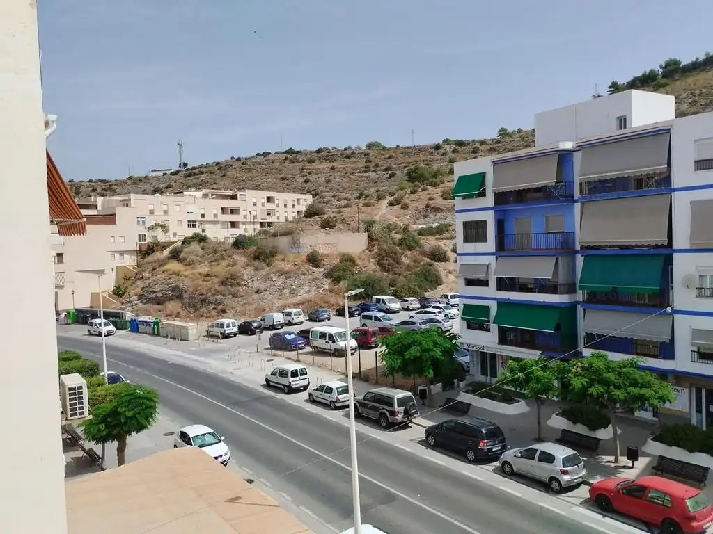 Vista exterior de Pis en venda en Torrenueva Costa amb Terrassa