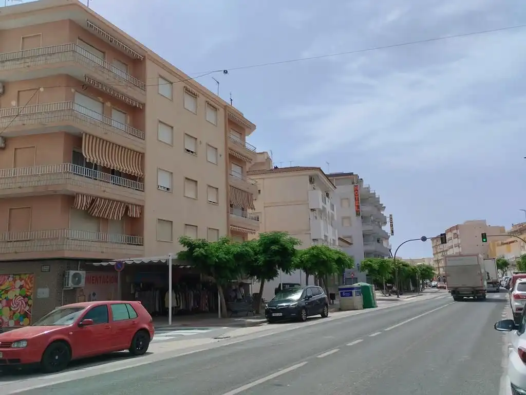 Vista exterior de Pis en venda en Torrenueva Costa amb Terrassa