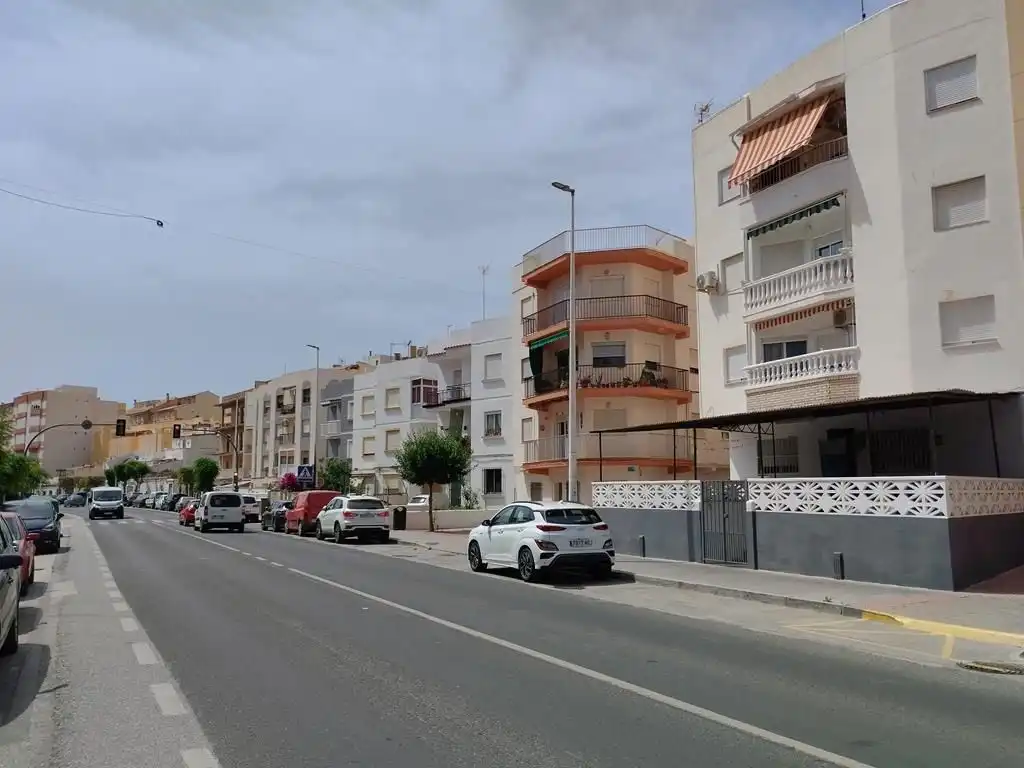 Vista exterior de Pis en venda en Torrenueva Costa amb Terrassa