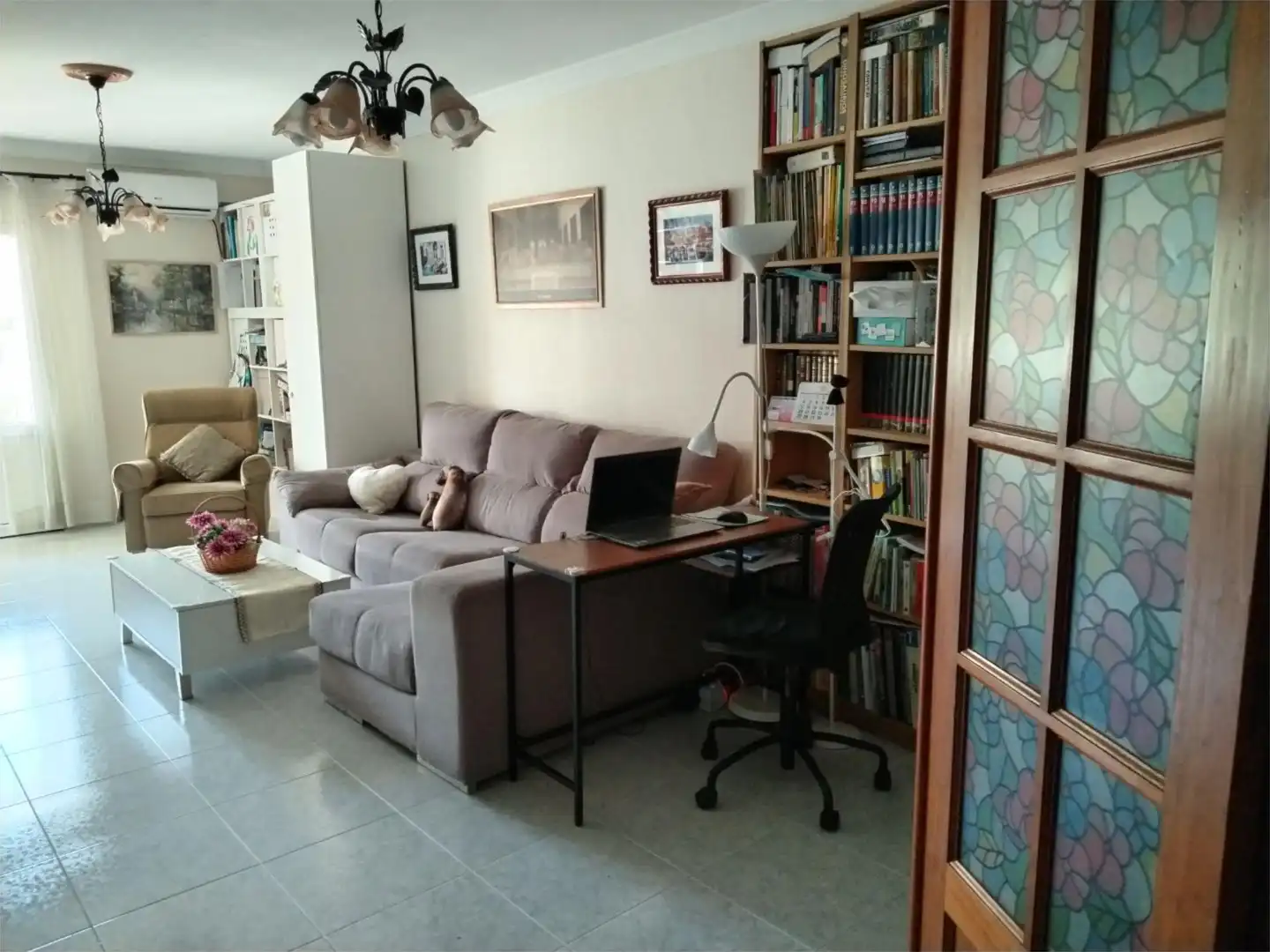 Pis en venda a Calle Góngora, 20, Centro - La Vega Alta Sala d'estar de Pis en venda en Arrecife amb Aire condicionat, Terrassa i Moblat