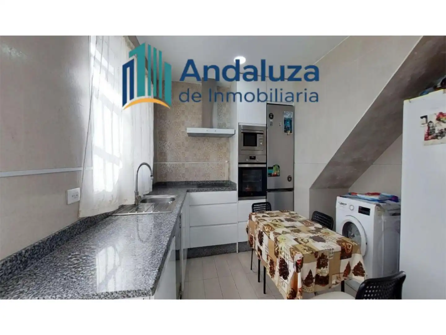 Casa adosada en venda a Calle Arroyo, 14, Pozoalbero Vista exterior de Casa adosada en venda en Jerez de la Frontera amb Aire condicionat, Terrassa i Balcó