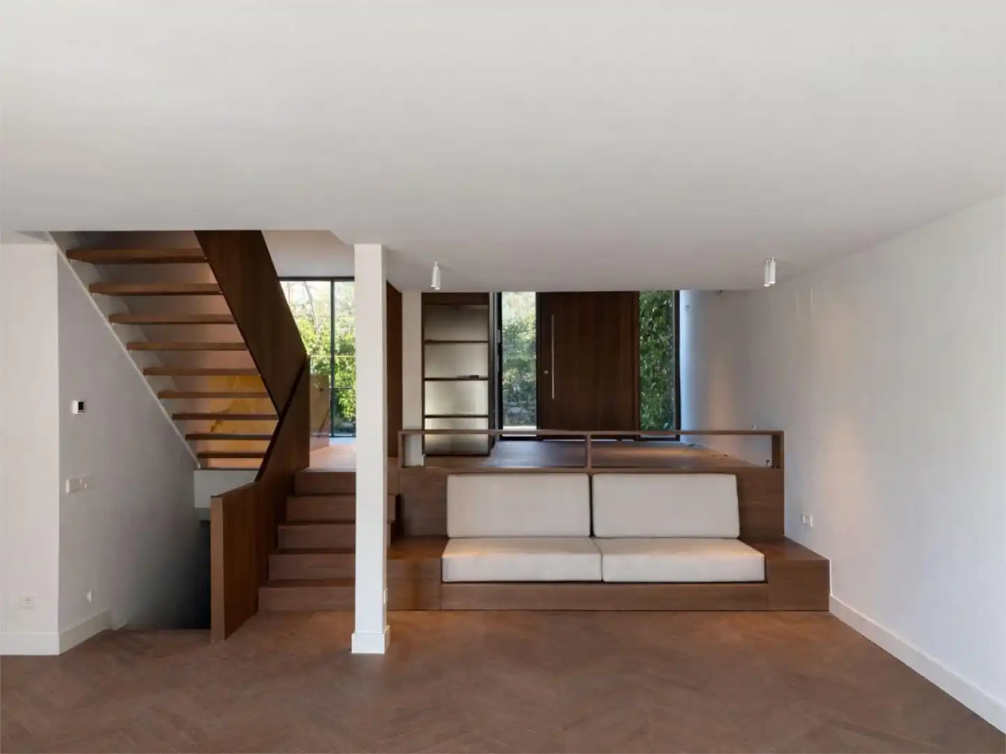 Living room of Houses for sale in  Madrid Capital  with Air Conditioner, Terrace and Swimming Pool