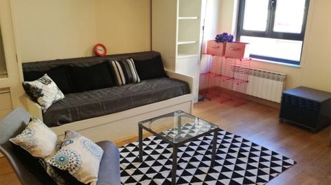 Foto 2 de Estudio de alquiler en Calle de Luis Vives, 10, Carmelitas, Salamanca Capital