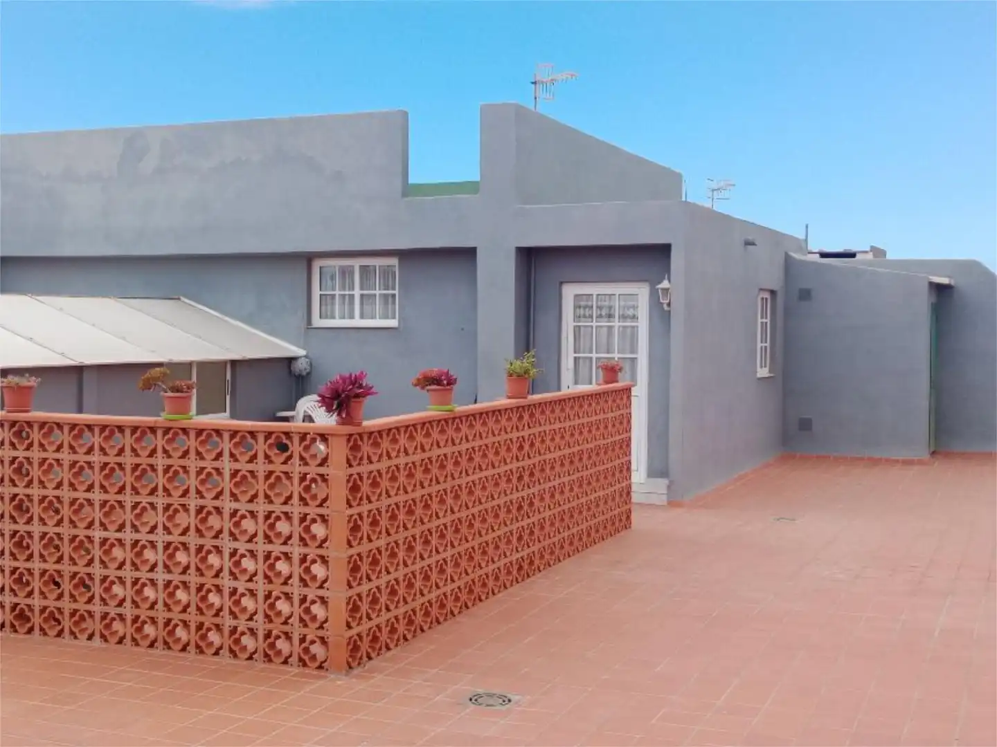 Außenansicht von Dachboden zur Miete in Arona mit Terrasse und Möbliert