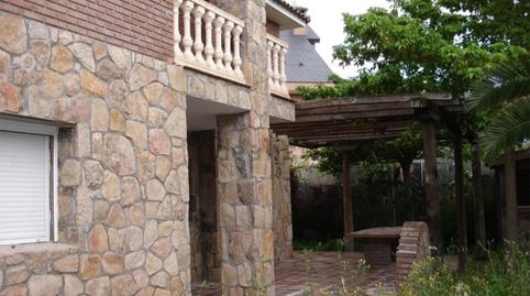 Foto 3 de Casa o xalet en venda a Calle de Los Álamos, 6, Serranillos del Valle, Madrid