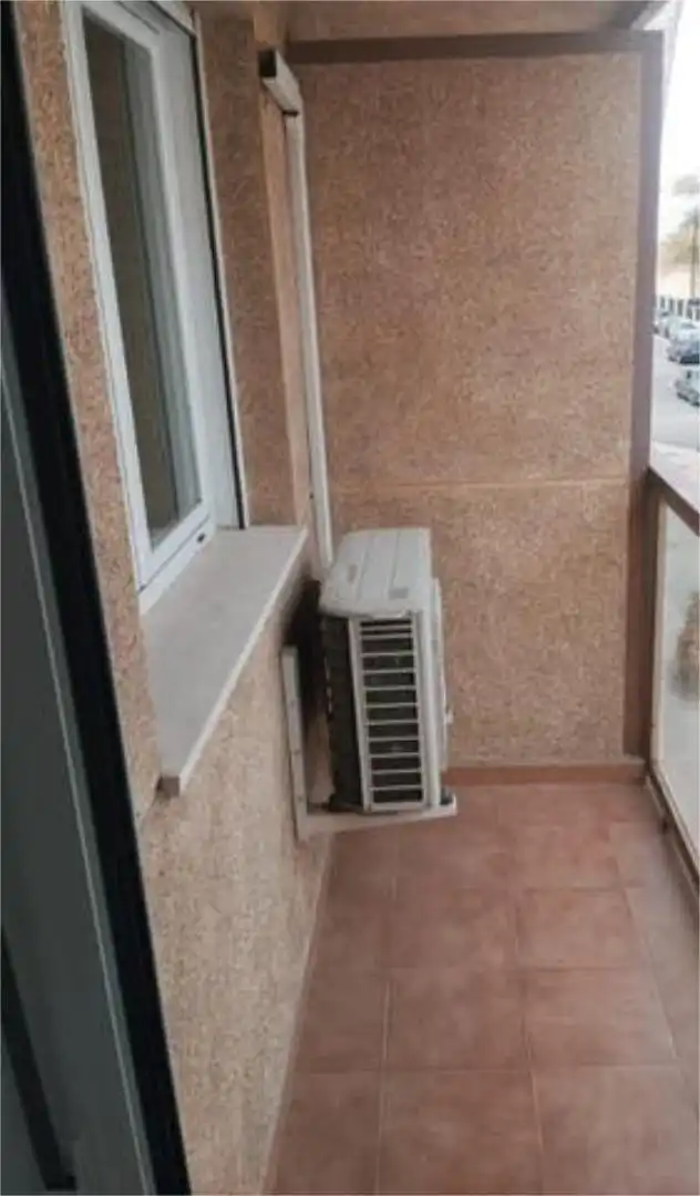 Apartamento en venta en Parque Sur Terraza de Apartamento en venta en Albacete con Terraza y Amueblado