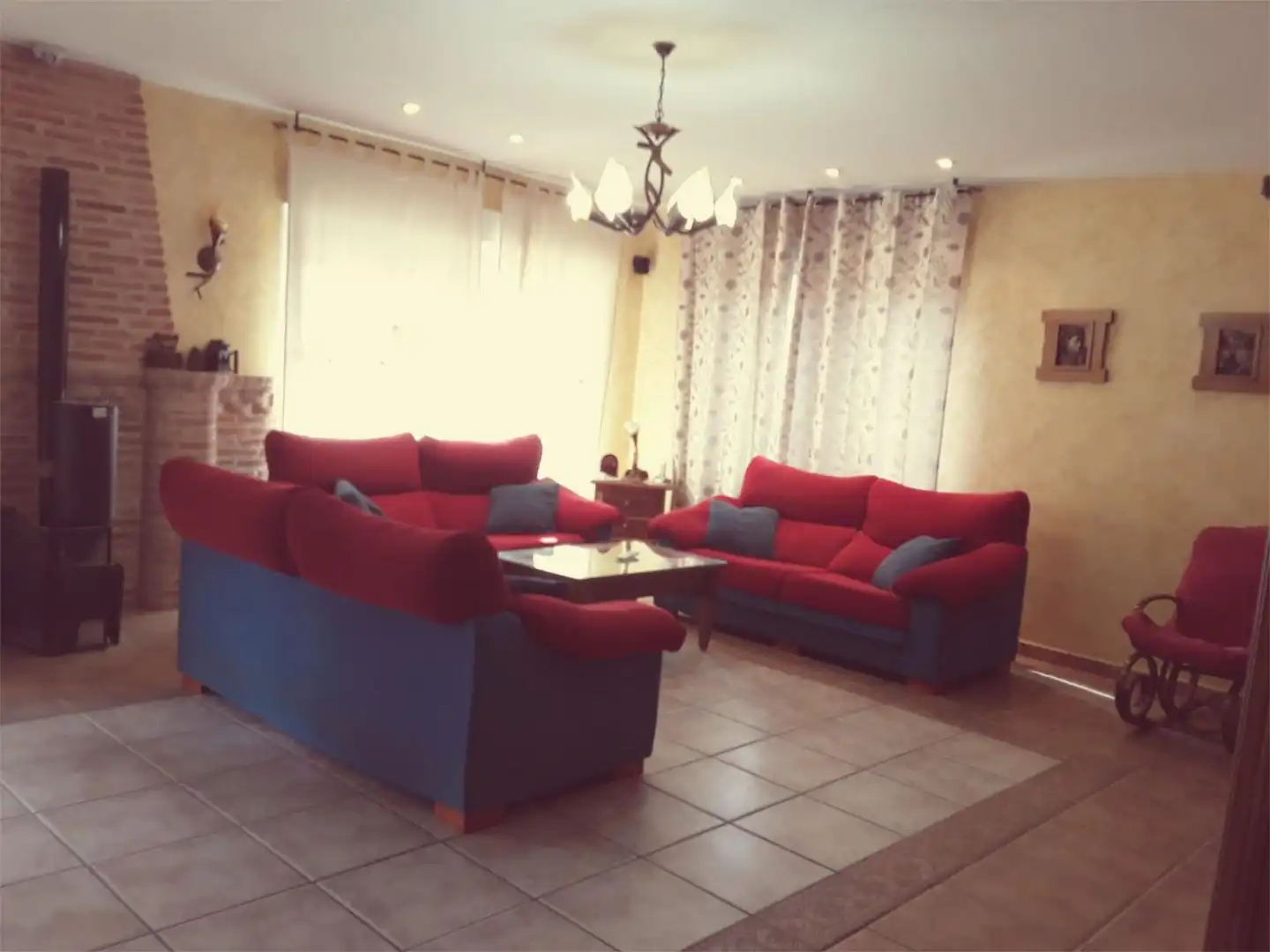 Sala d'estar de Casa o xalet en venda en Castellar de Santiago amb Aire condicionat, Calefacció i Jardí privat