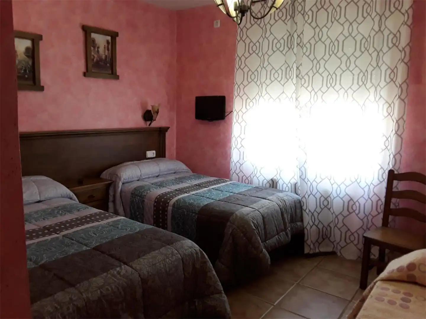 Dormitori de Casa o xalet en venda en Castellar de Santiago amb Aire condicionat, Calefacció i Jardí privat