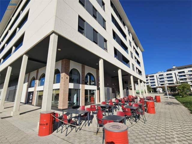 Local comercial en Alquiler en Aranguren