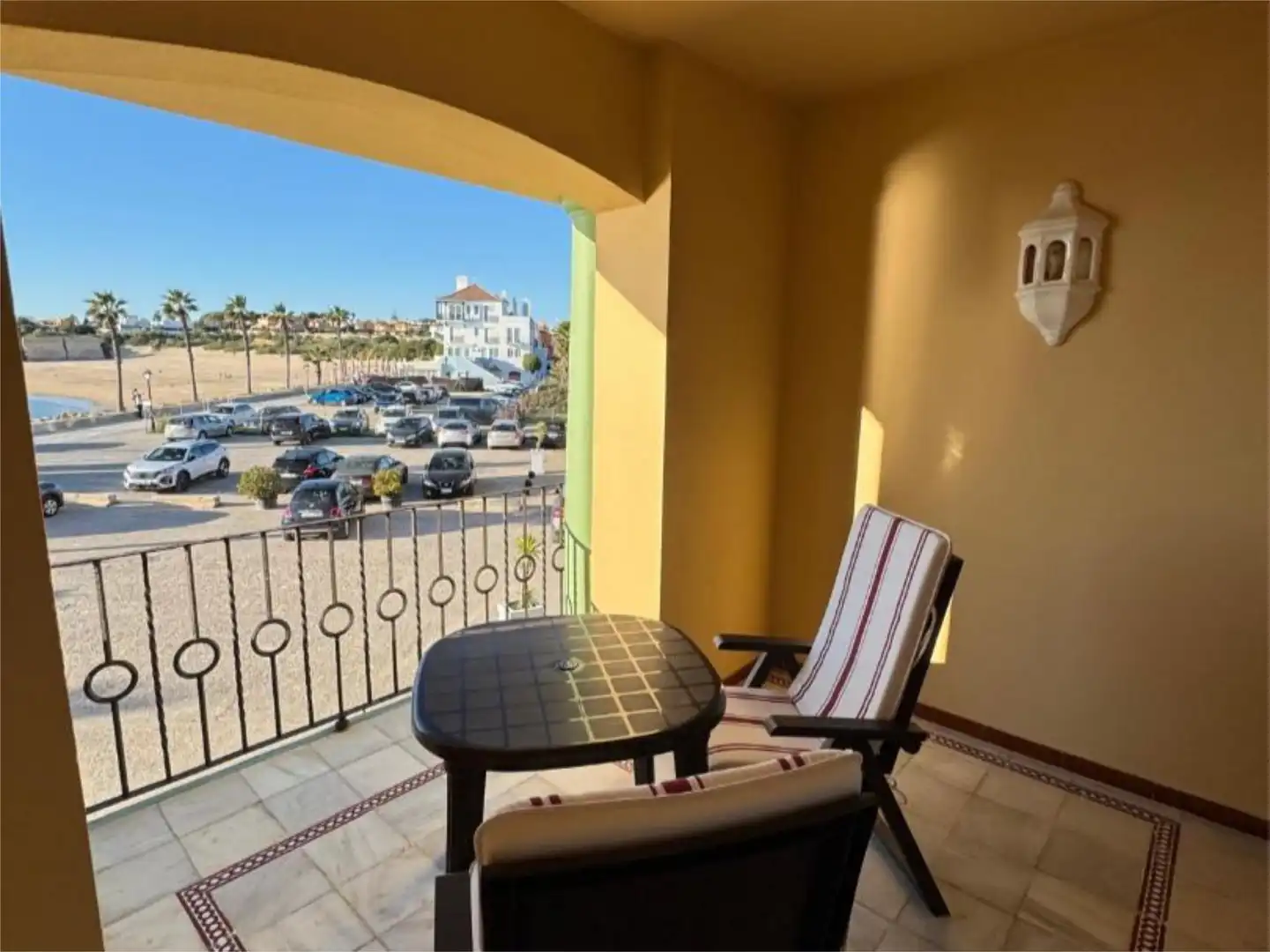 Apartamento de alquiler en Cuatro Pinos - El Carmen Terraza de Apartamento de alquiler en El Puerto de Santa María con Aire acondicionado, Calefacción y Terraza