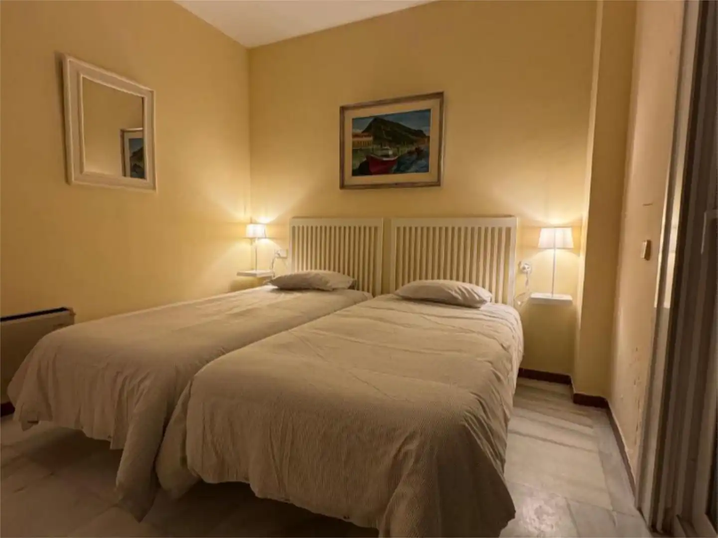 Apartamento de alquiler en Cuatro Pinos - El Carmen Habitación de Apartamento de alquiler en El Puerto de Santa María con Aire acondicionado, Calefacción y Terraza