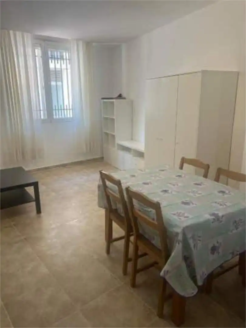 Loft de alquiler en Casco Histórico Comedor de Loft de alquiler en Guadalajara con Calefacción y Amueblado