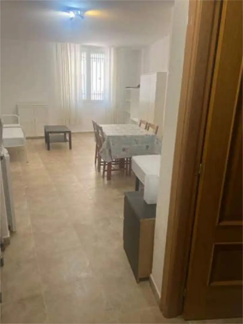 Loft de alquiler en Casco Histórico Comedor de Loft de alquiler en Guadalajara con Calefacción y Amueblado