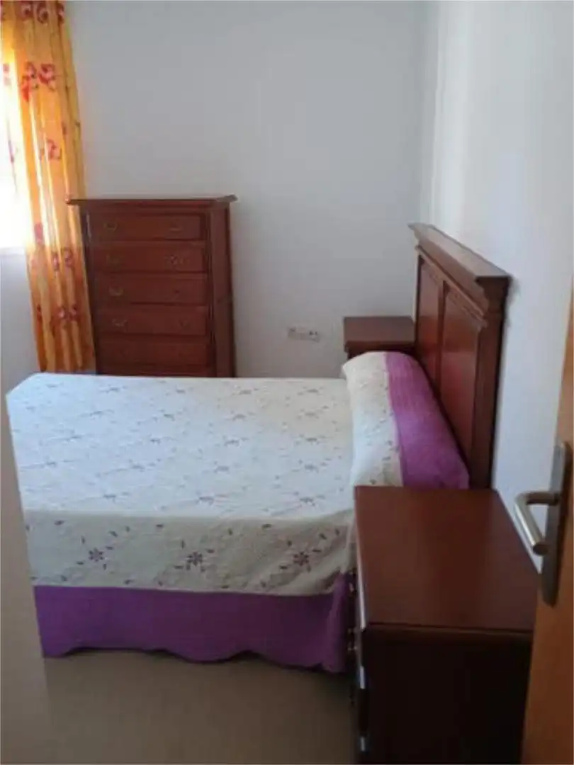 Wohnung zum Verkauf in Villafranca de Córdoba Schlafzimmer von Wohnung zum Verkauf in Villafranca de Córdoba mit Privatgarten, Schwimmbad und Möbliert