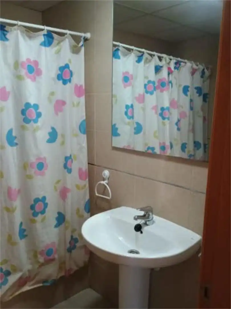 Wohnung zum Verkauf in Villafranca de Córdoba Badezimmer von Wohnung zum Verkauf in Villafranca de Córdoba mit Privatgarten, Schwimmbad und Möbliert