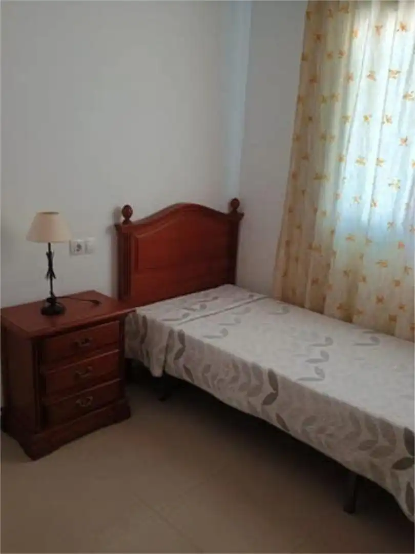 Wohnung zum Verkauf in Villafranca de Córdoba Schlafzimmer von Wohnung zum Verkauf in Villafranca de Córdoba mit Privatgarten, Schwimmbad und Möbliert