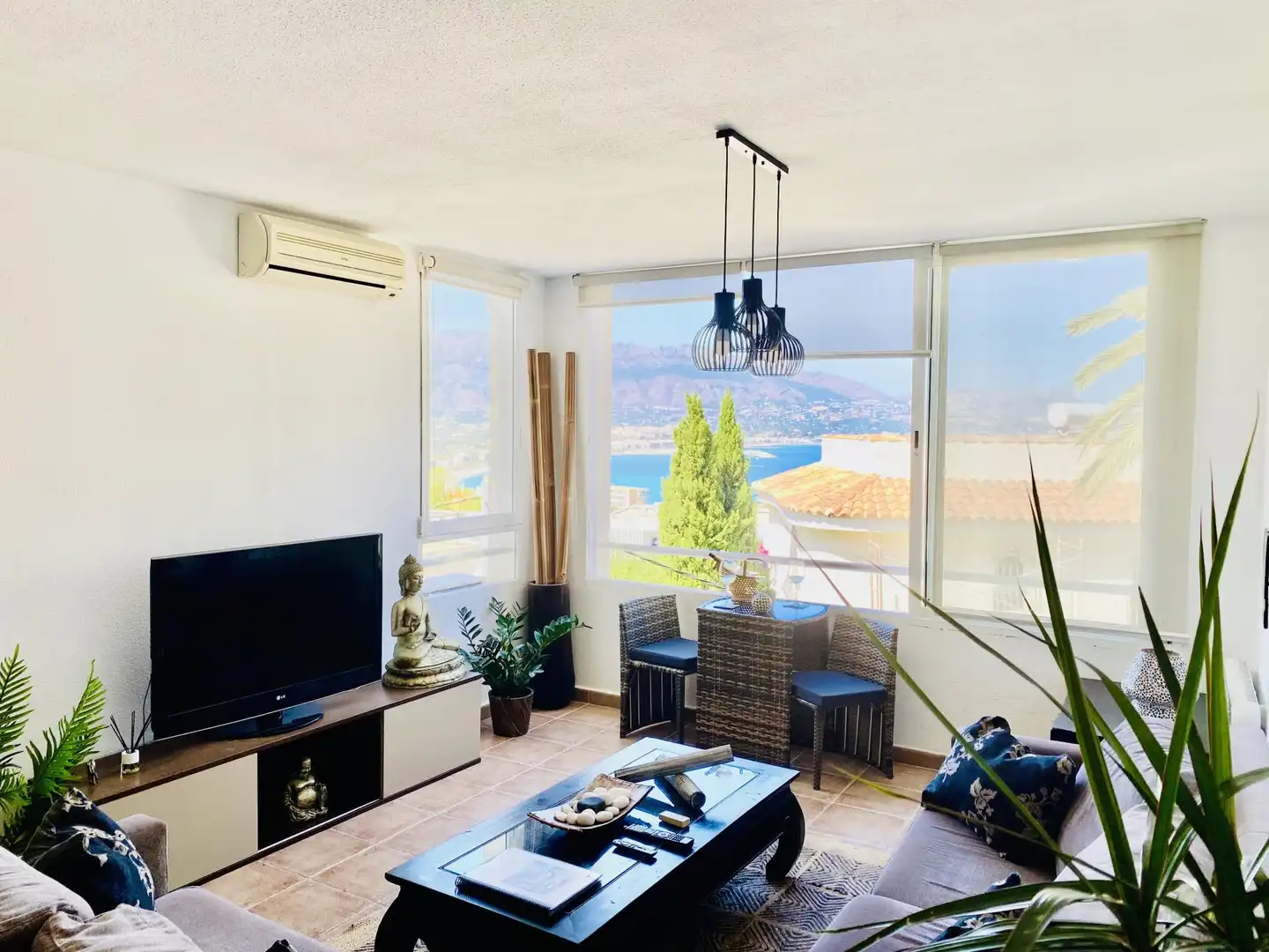 Living room of Flat for sale in L'Alfàs del Pi  with Air Conditioner and Swimming Pool